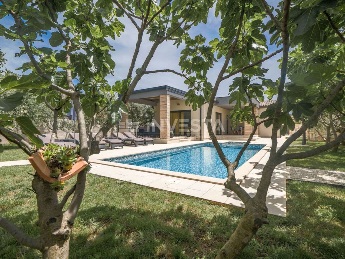 Zona di Marčana, casa con piscina riscaldata