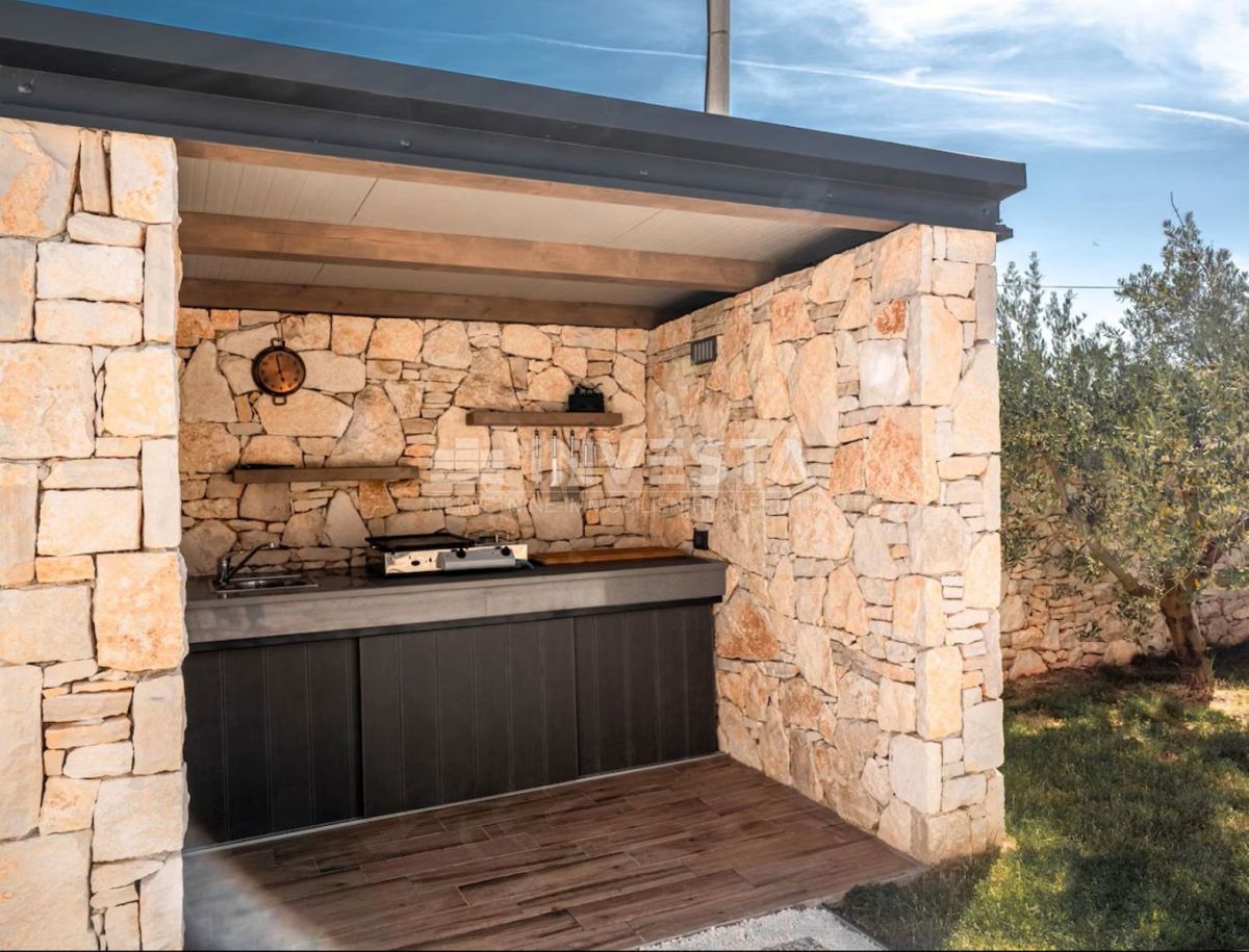 Zona di Marčana, casa con piscina riscaldata