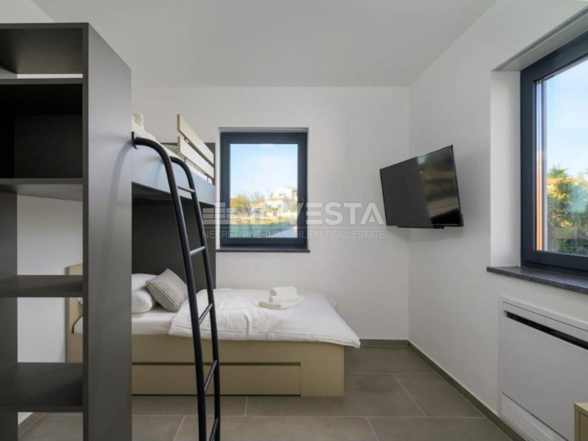 Svetvinčent, bellissima villa con piscina, AFFARE! PREZZO RIBASSATO!