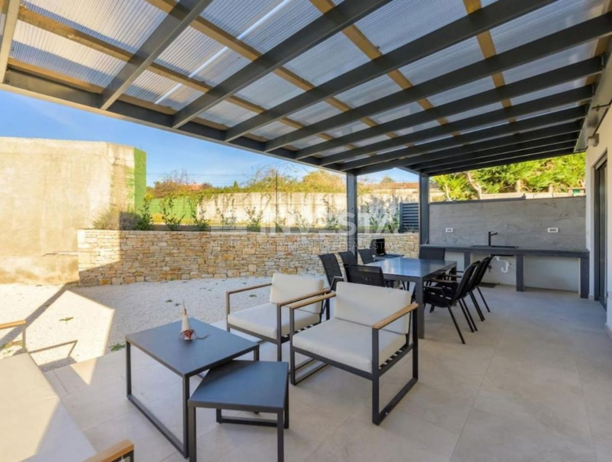 Svetvinčent, bellissima villa con piscina, AFFARE! PREZZO RIBASSATO!