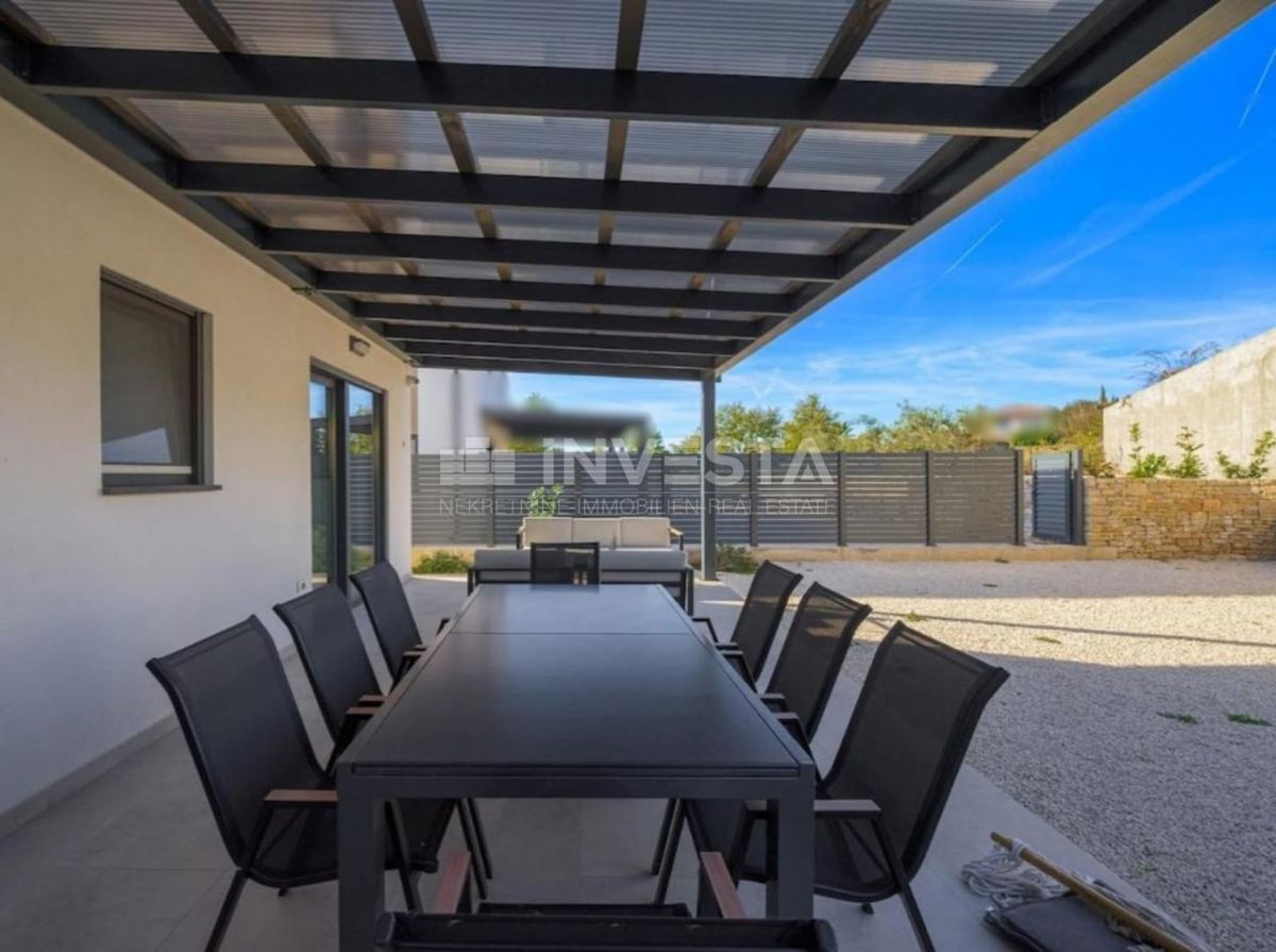 Svetvinčent, bellissima villa con piscina, AFFARE! PREZZO RIBASSATO!