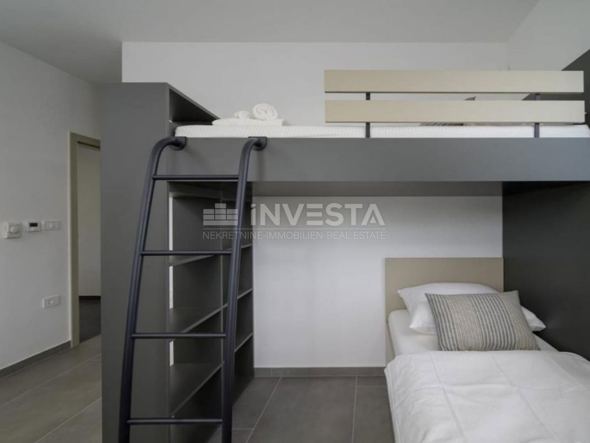 Svetvinčent, bellissima villa con piscina, AFFARE! PREZZO RIBASSATO!