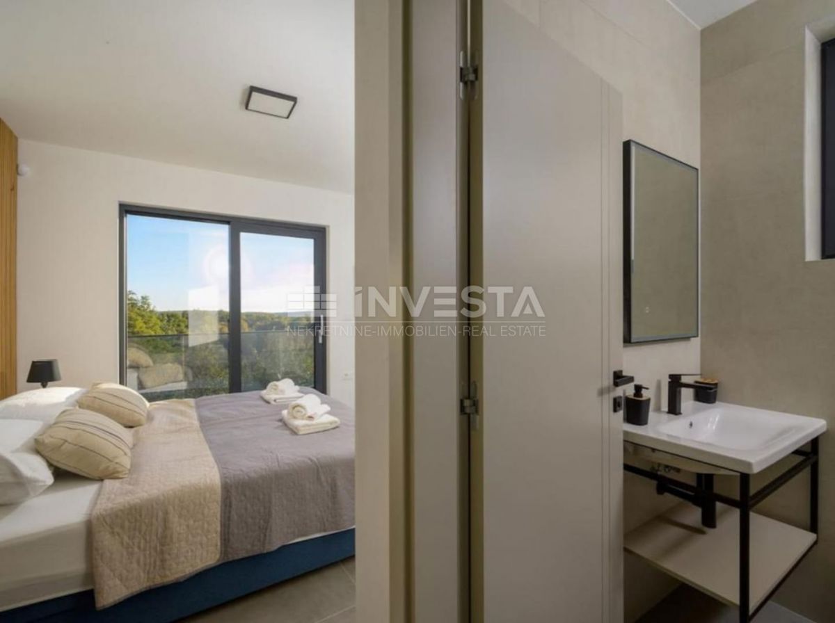 Svetvinčent, bellissima villa con piscina, AFFARE! PREZZO RIBASSATO!