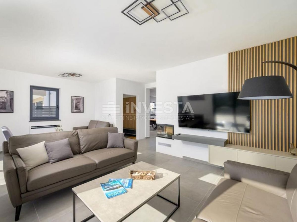 Svetvinčent, bellissima villa con piscina, AFFARE! PREZZO RIBASSATO!