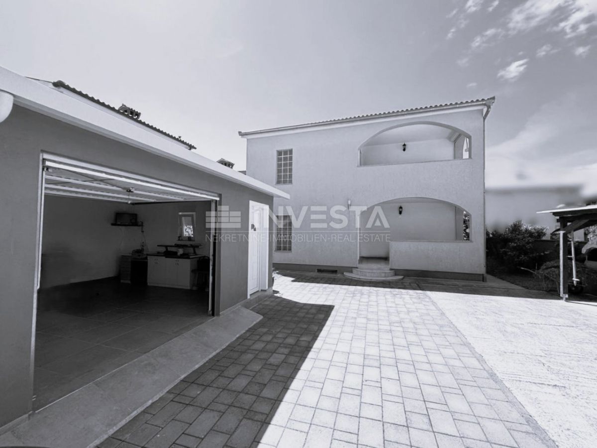 Fasana, Valbandon – Casa indipendente con due appartamenti, vicino al mare