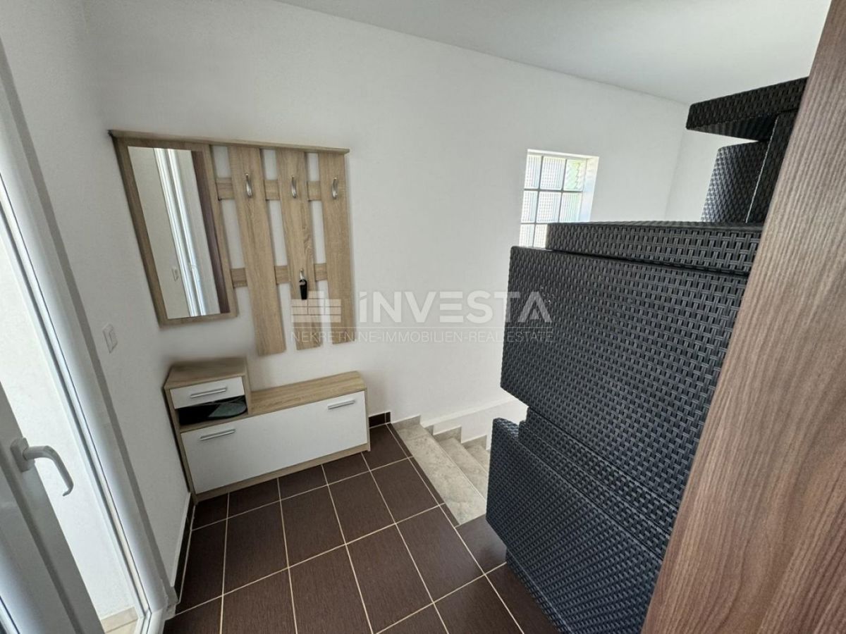 Fasana, Valbandon – Casa indipendente con due appartamenti, vicino al mare