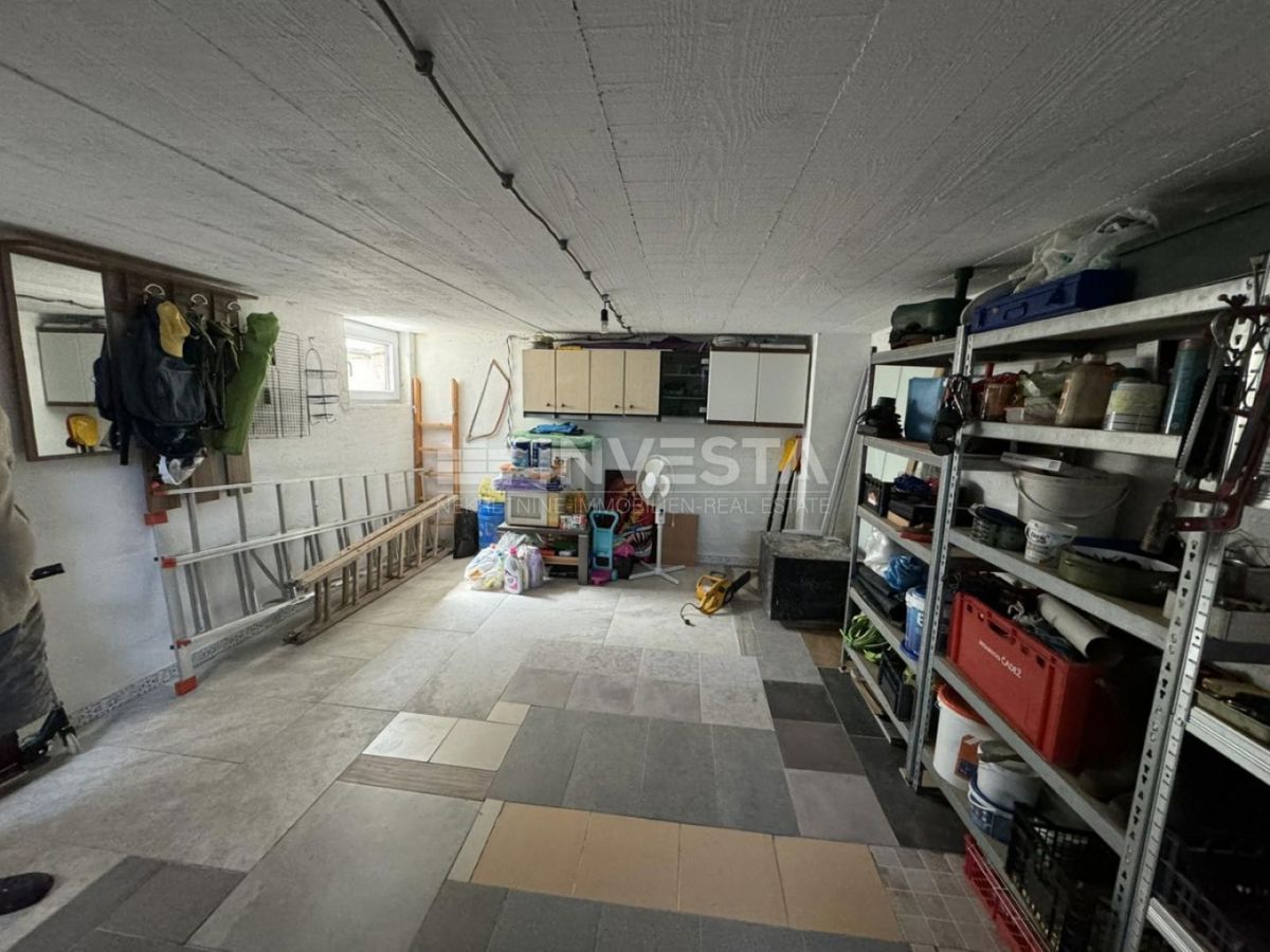 Fasana, Valbandon – Casa indipendente con due appartamenti, vicino al mare