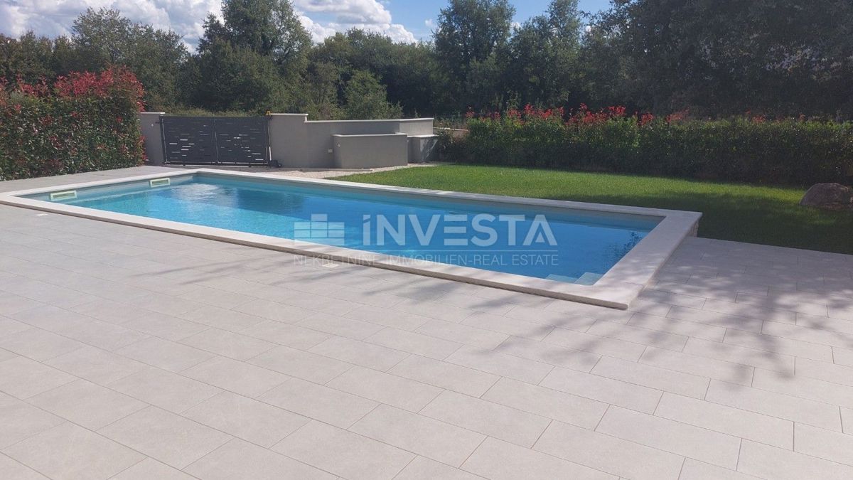 Villa con piscina