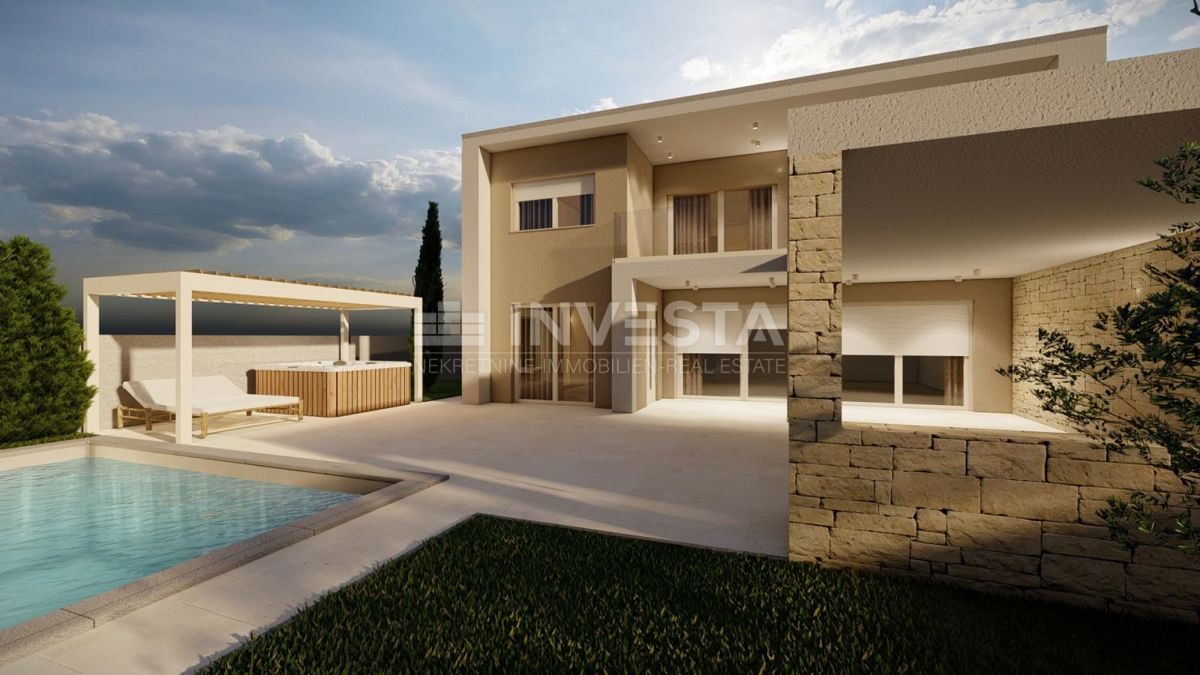 Casa con piscina e vista aperta sulla natura, ambiente tranquillo