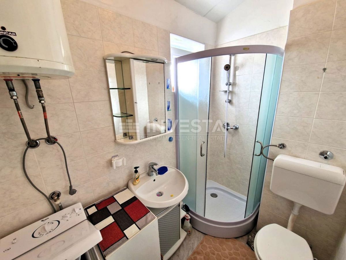 Barbariga, appartamento vicino al mare, parcheggio