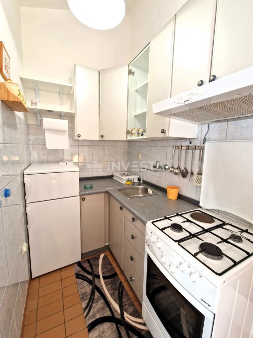 Barbariga, appartamento vicino al mare, parcheggio