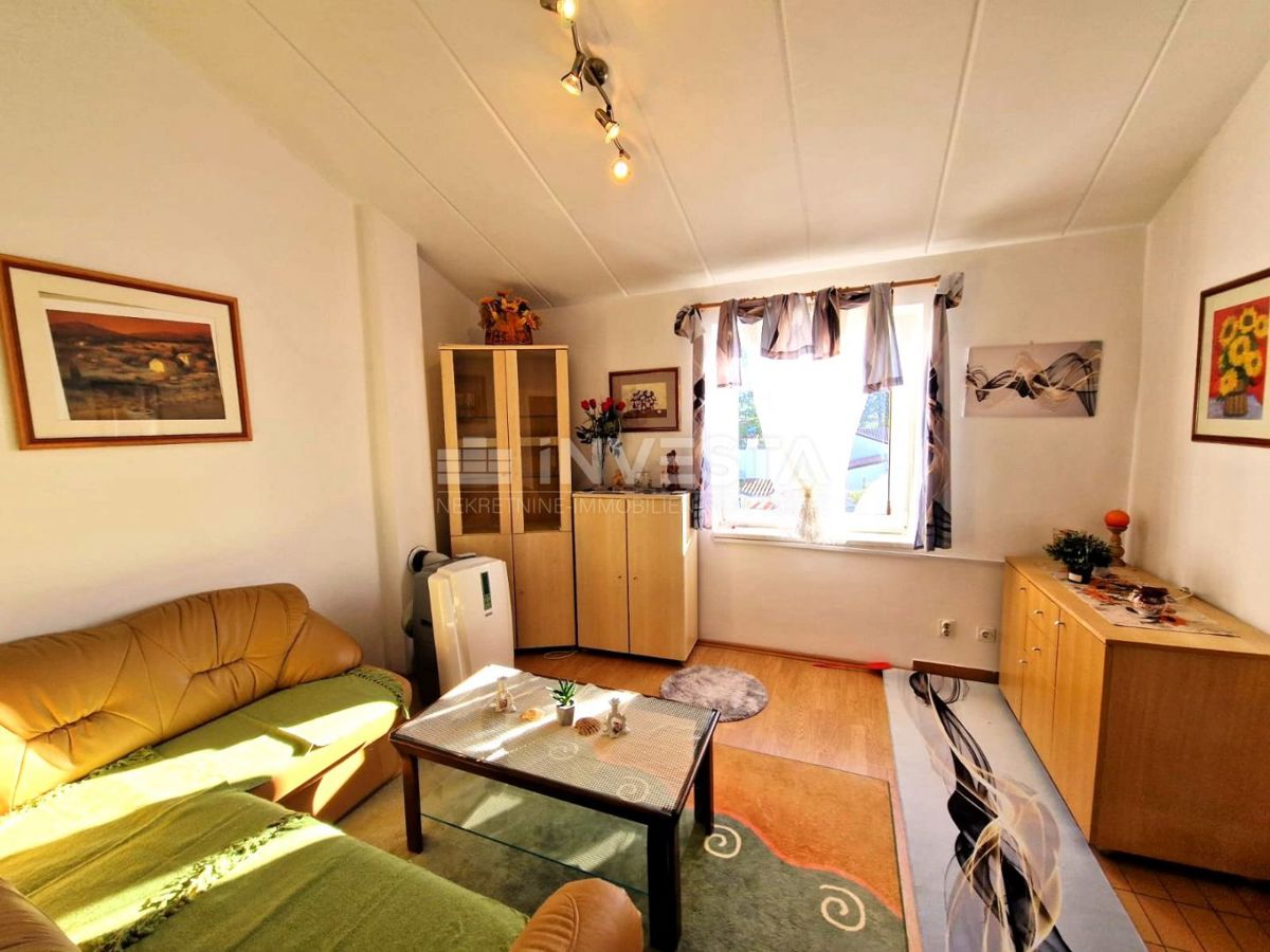 Barbariga, appartamento vicino al mare, parcheggio