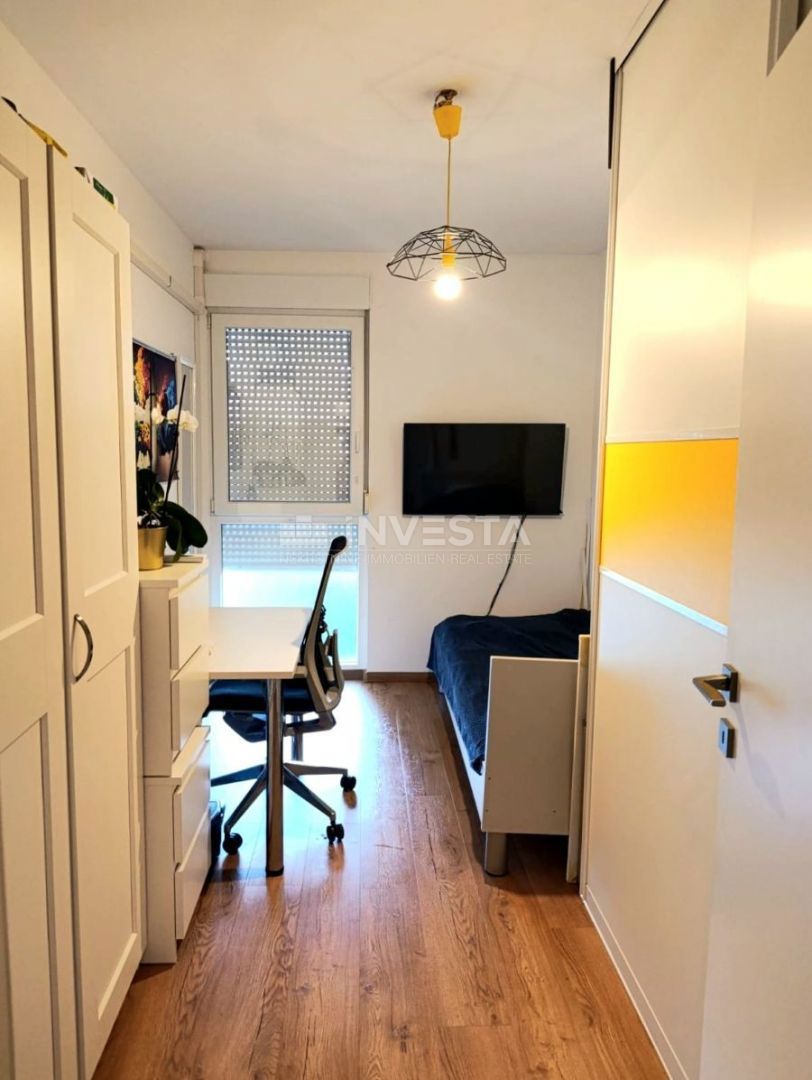 Pola, Vidikovac, appartamento ristrutturato al 3° piano con ascensore, 2 camere da letto e balcone