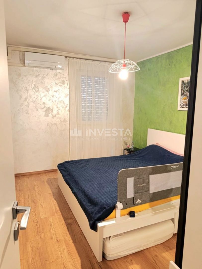 Pola, Vidikovac, appartamento ristrutturato al 3° piano con ascensore, 2 camere da letto e balcone