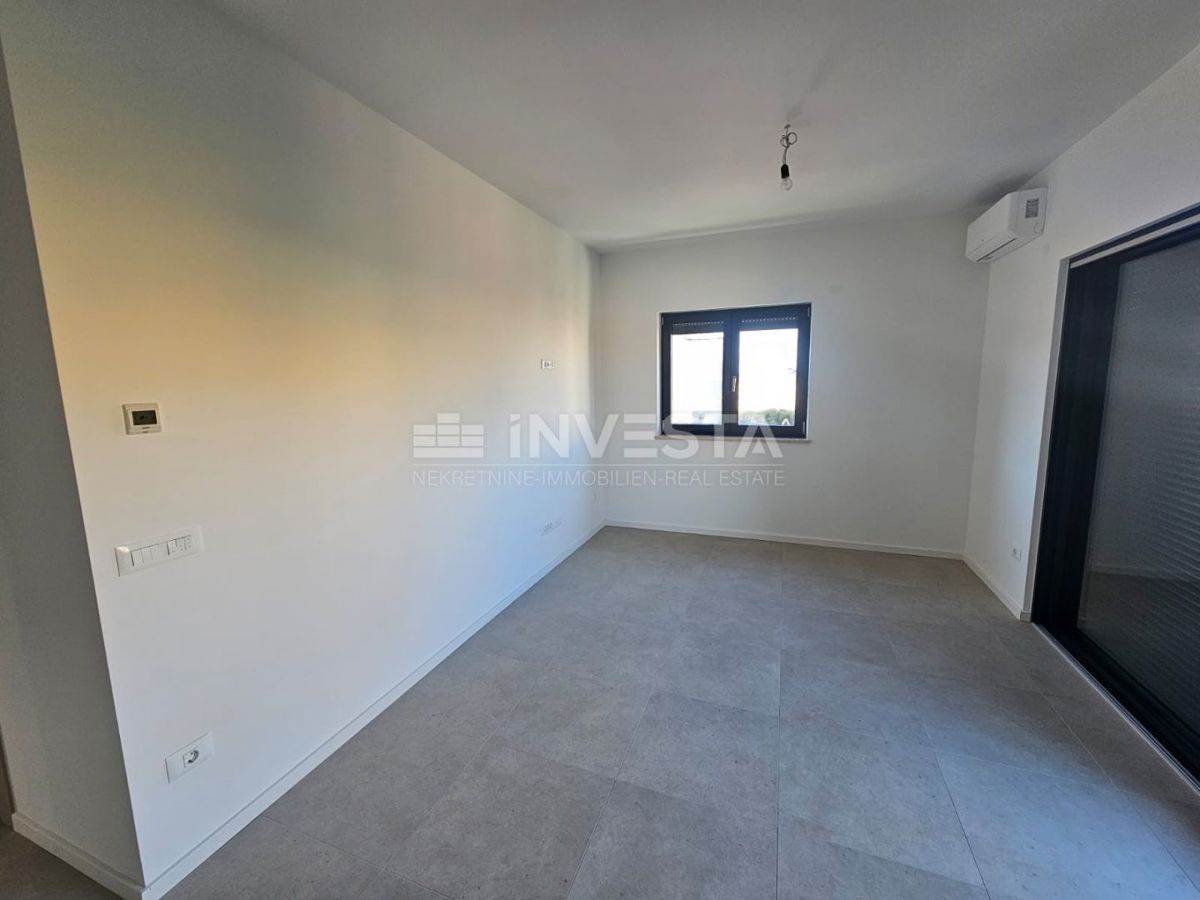 Medolino, Premantura, appartamento di lusso 99 m² con piscina, giardino e 2 posti auto
