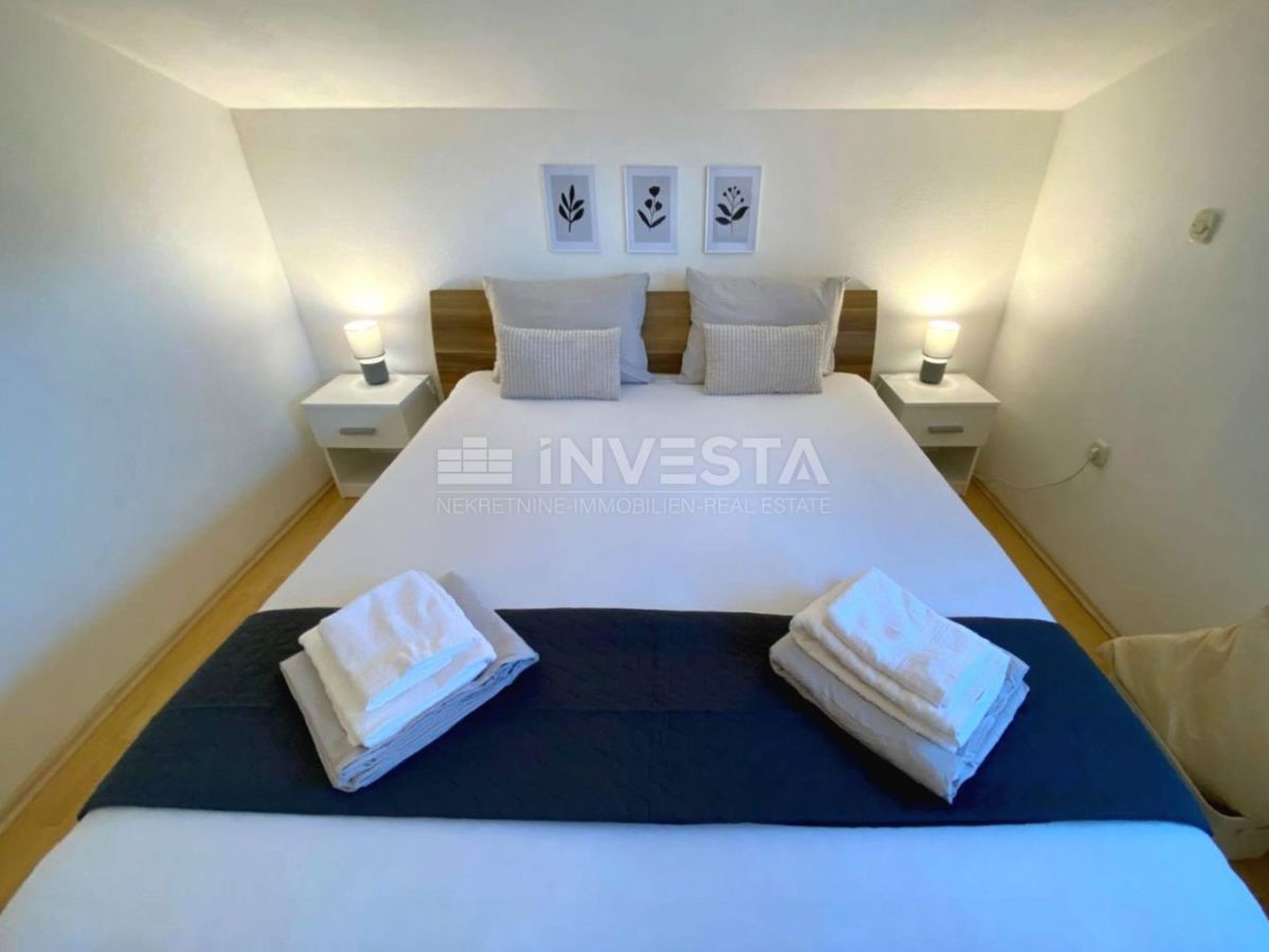 Pola appartamento familiare in ottima posizione con tre camere da letto terrazza e parcheggio