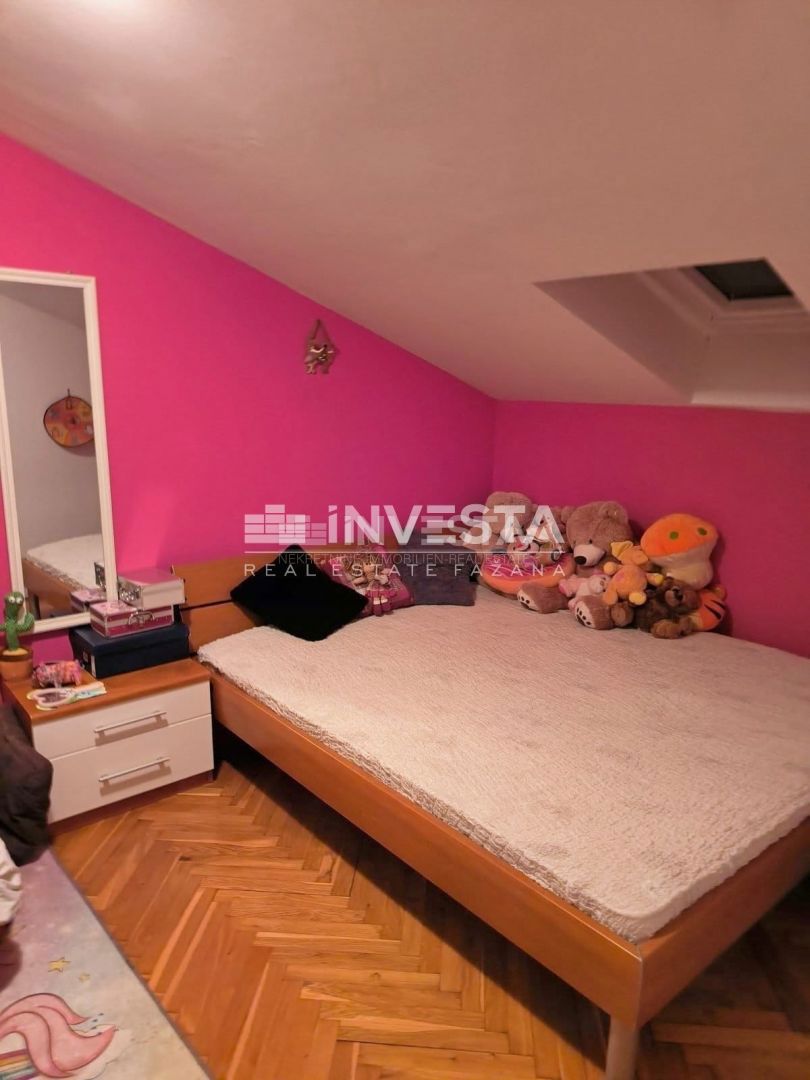 Parenzo, bilocale con vista mare, 60 m2