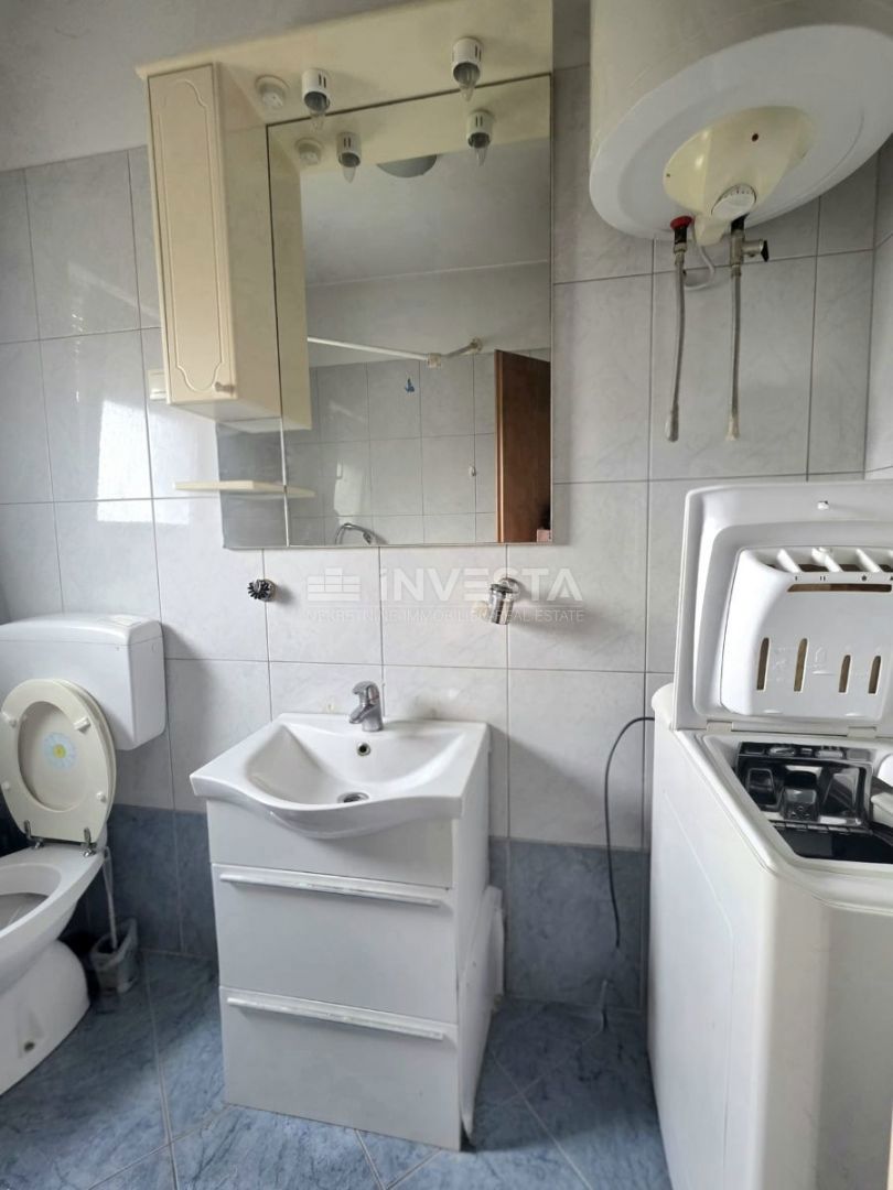 Appartamento con una camera da letto, terrazza e vista sul verde - 1,5 km dal mare