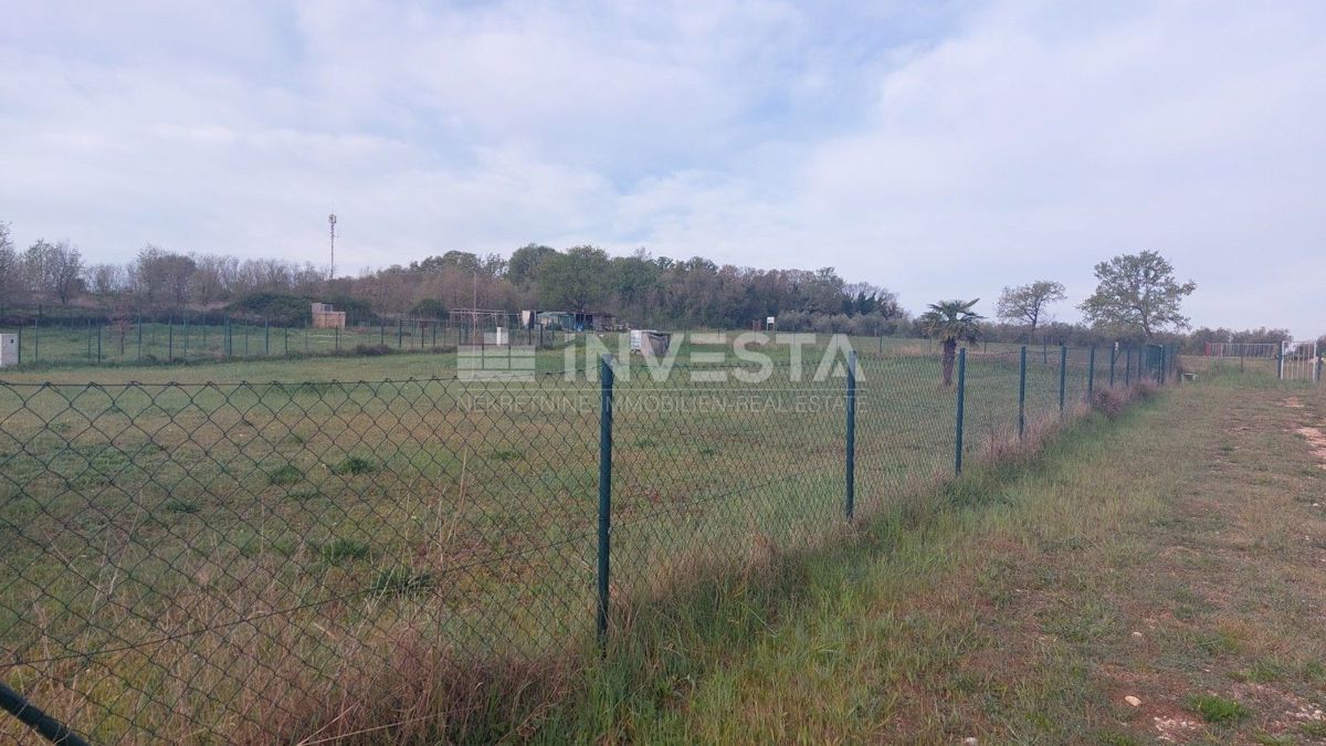 Terreno per casa vacanze vicino al mare