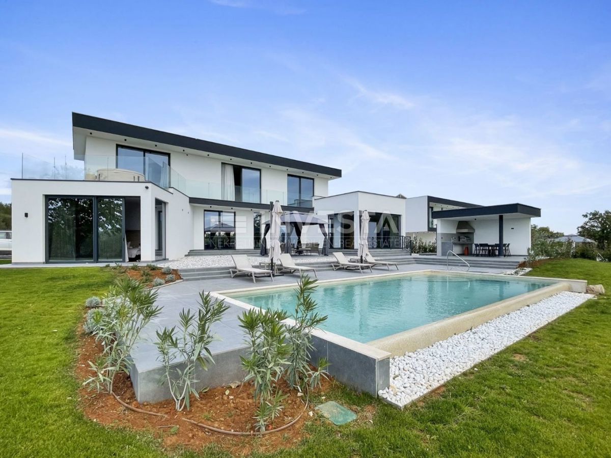 Poreč, dintorni, villa moderna 306m², vista mare