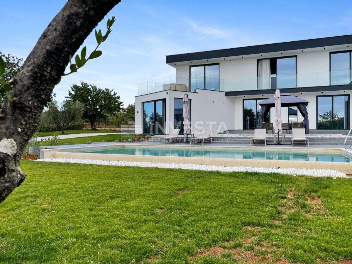 Poreč, dintorni, villa moderna 306m², vista mare