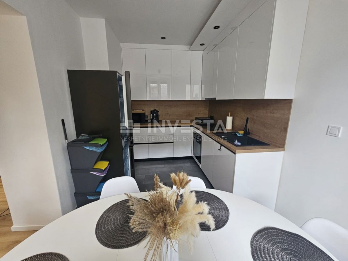 Pola, Stoja, appartamento recentemente ristrutturato vicino al mare