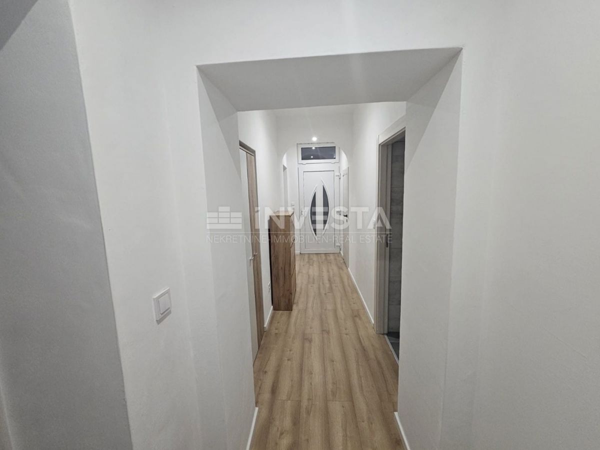 Pola, Stoja, appartamento recentemente ristrutturato vicino al mare