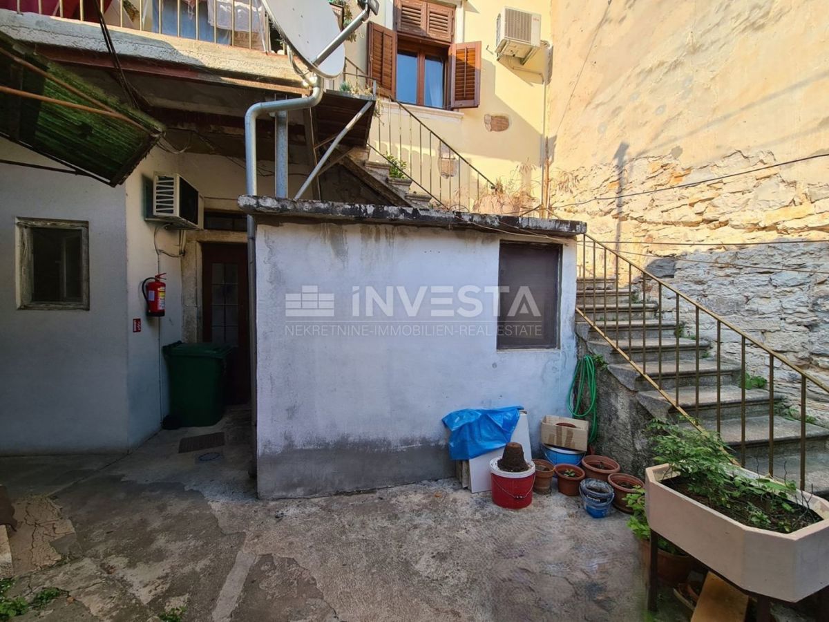 Pola, Kaštanjer, appartamento con galleria vicino al centro