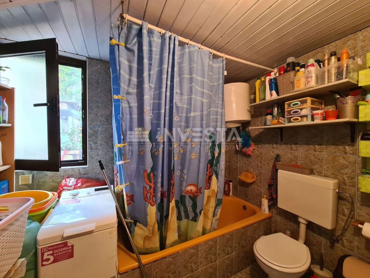 Pola, Kaštanjer, appartamento con galleria vicino al centro