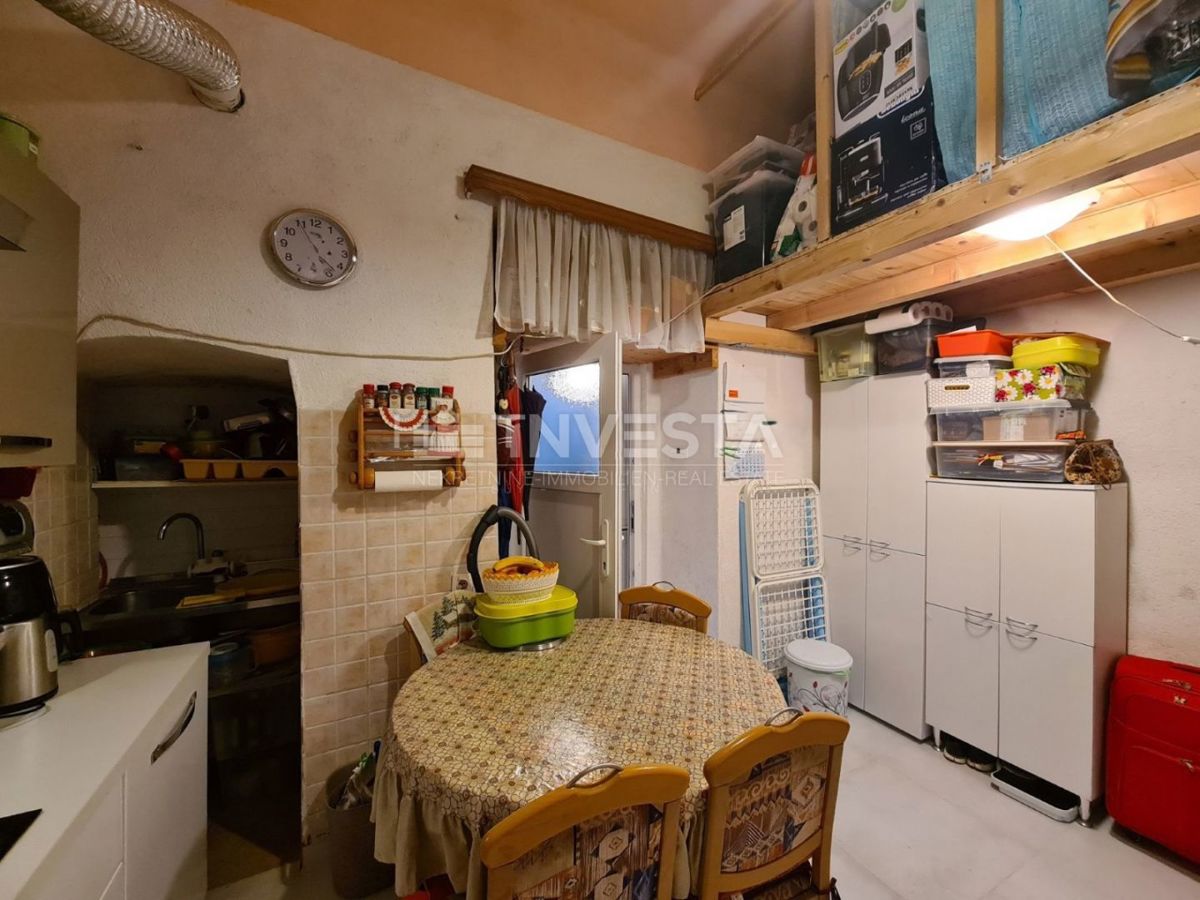 Pola, Kaštanjer, appartamento con galleria vicino al centro