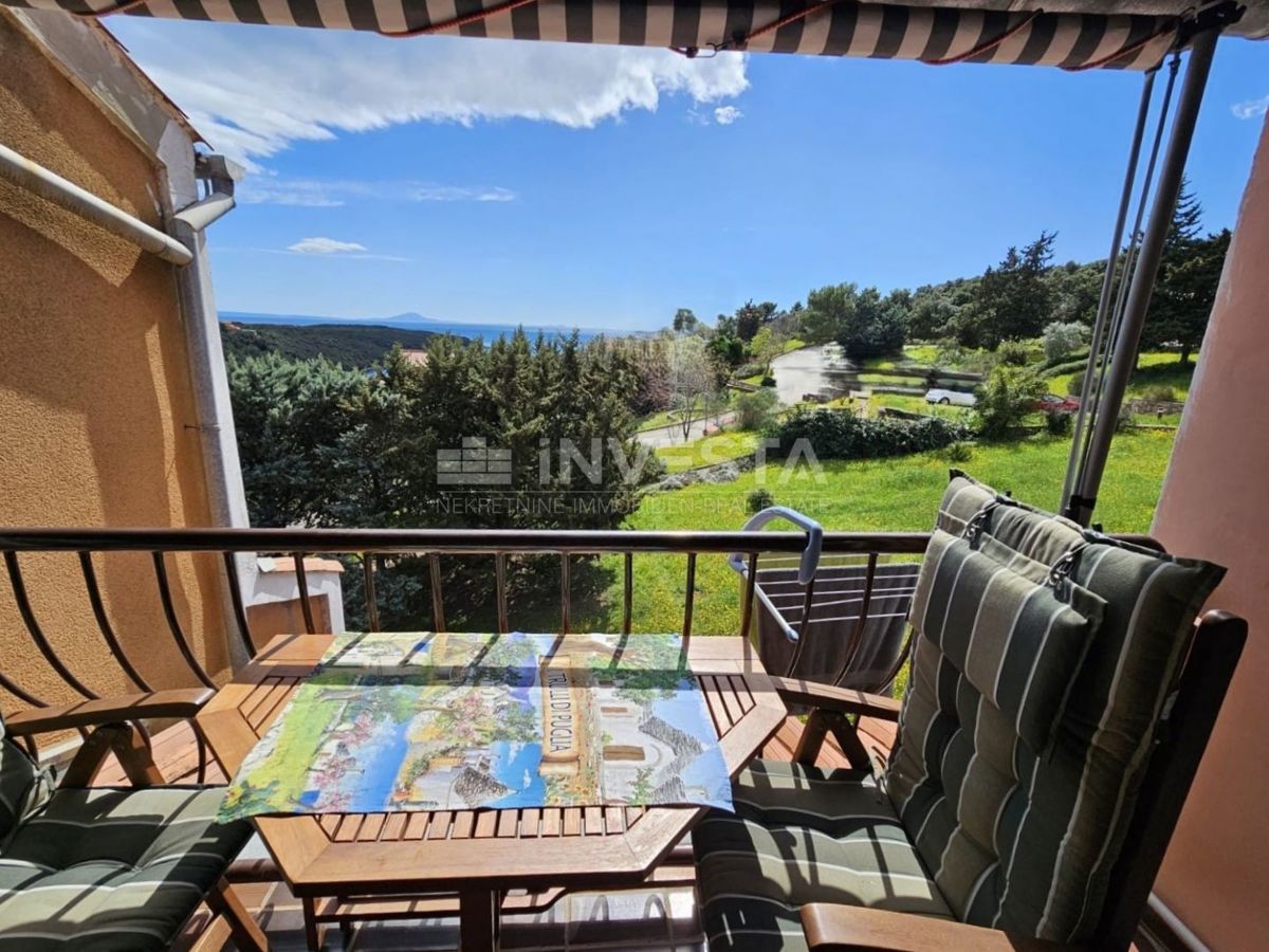 Duga Uvala, appartamento con vista mare, vicino alla spiaggia