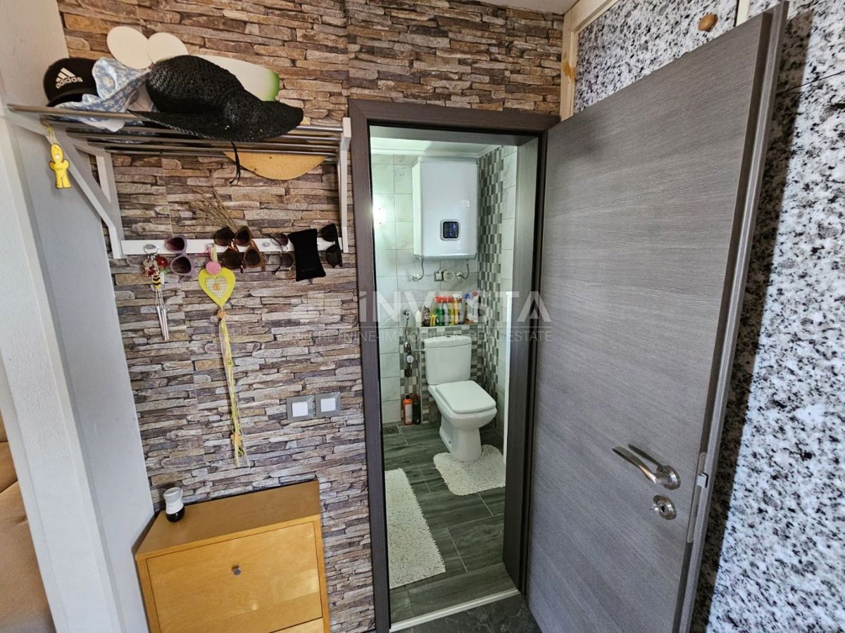 Duga Uvala, appartamento con vista mare, vicino alla spiaggia