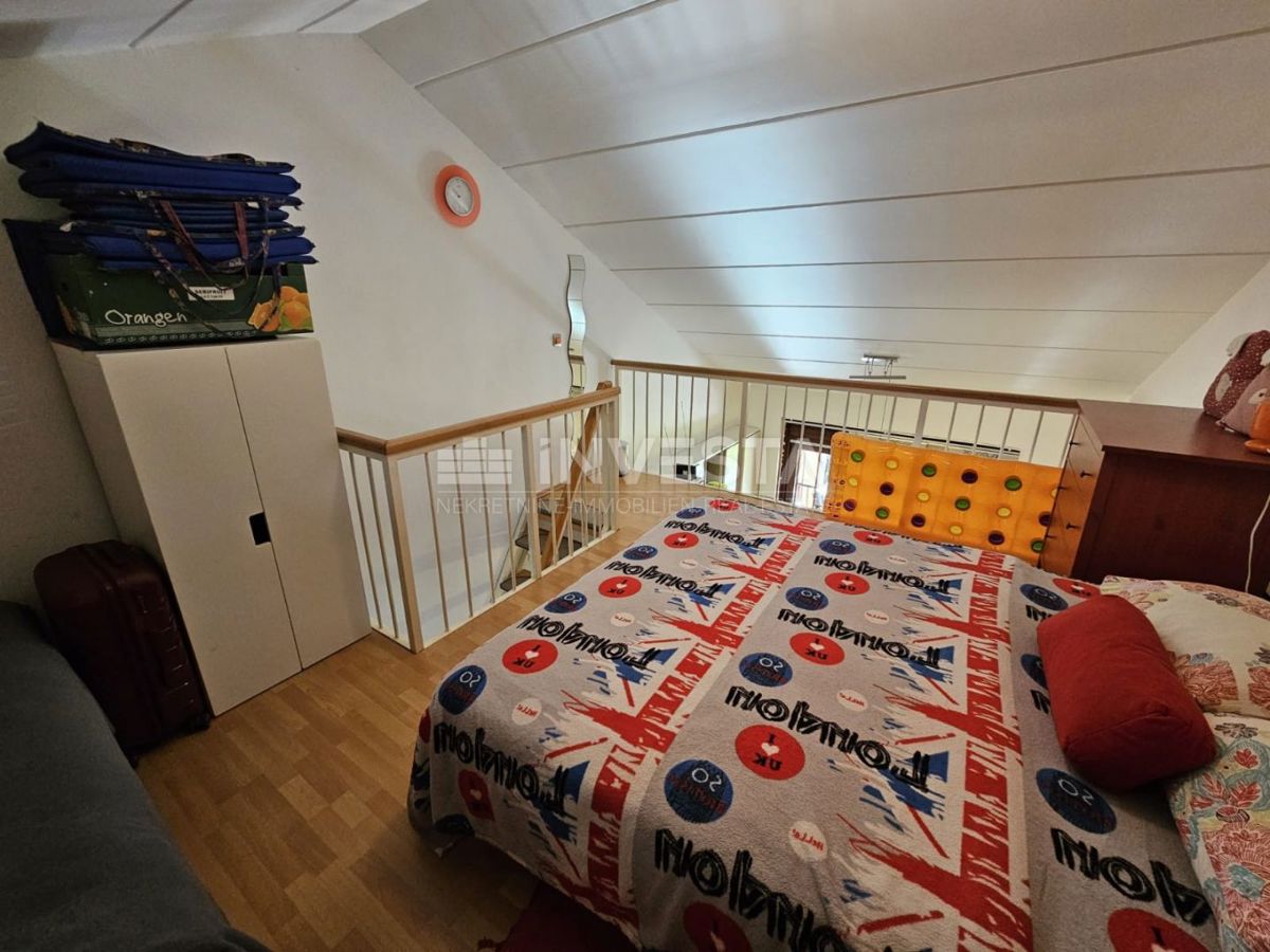 Duga Uvala, appartamento con vista mare, vicino alla spiaggia