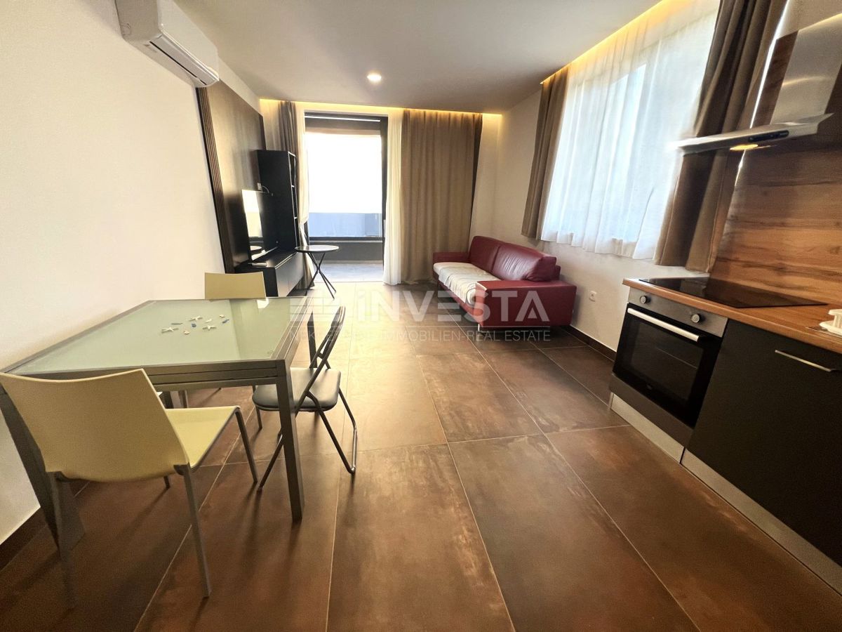 Medulin, appartamento di lusso al 1° piano di una nuova costruzione con parcheggio