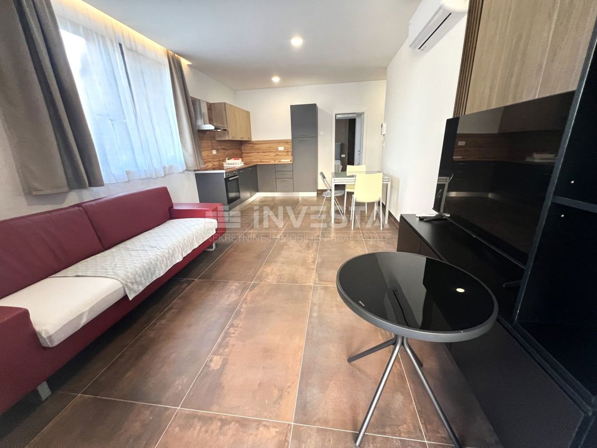 Medulin, appartamento di lusso al 1° piano di una nuova costruzione con parcheggio