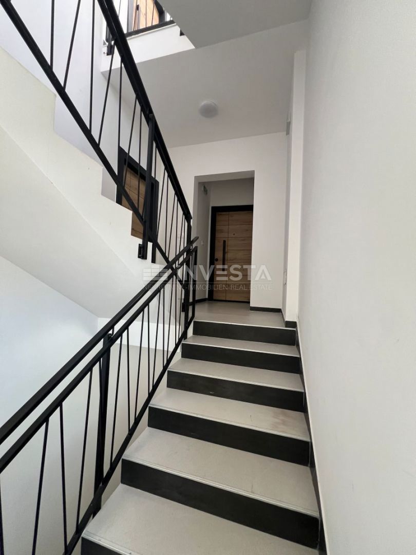 Medulin, appartamento di lusso al 1° piano di una nuova costruzione con parcheggio