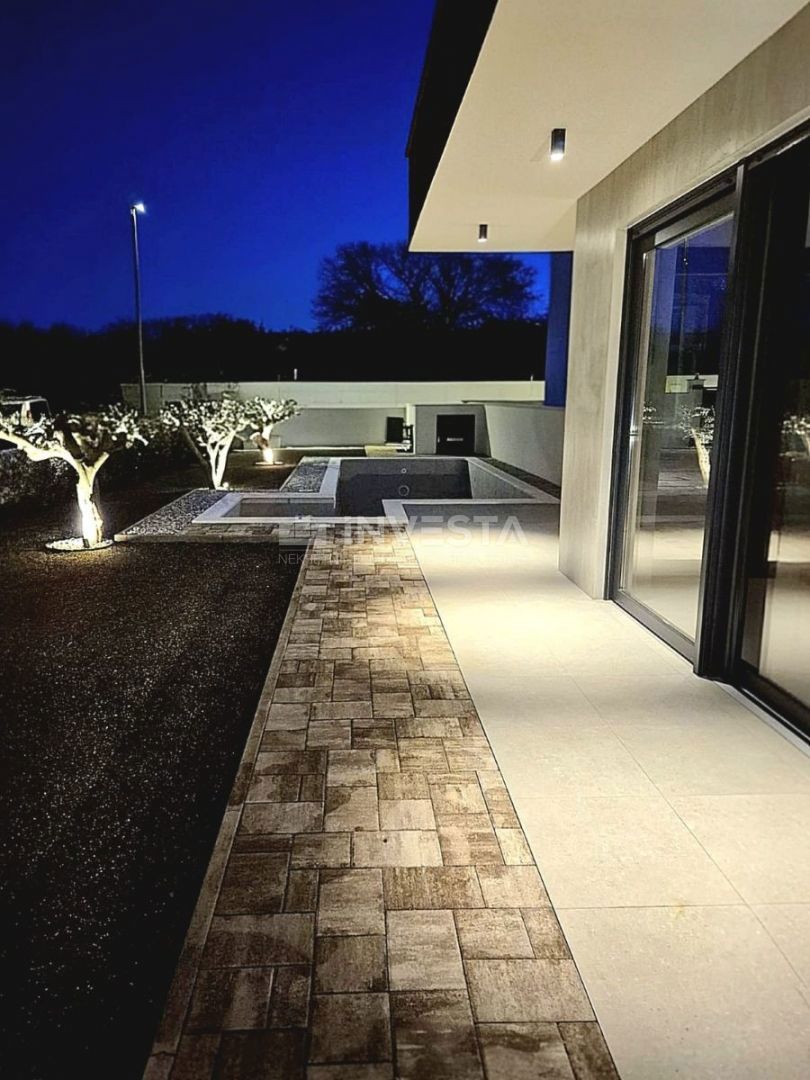 Medulin, Villa di lusso, a 1 km dal mare – piscina, tre camere da letto e attrezzature di alta qualità