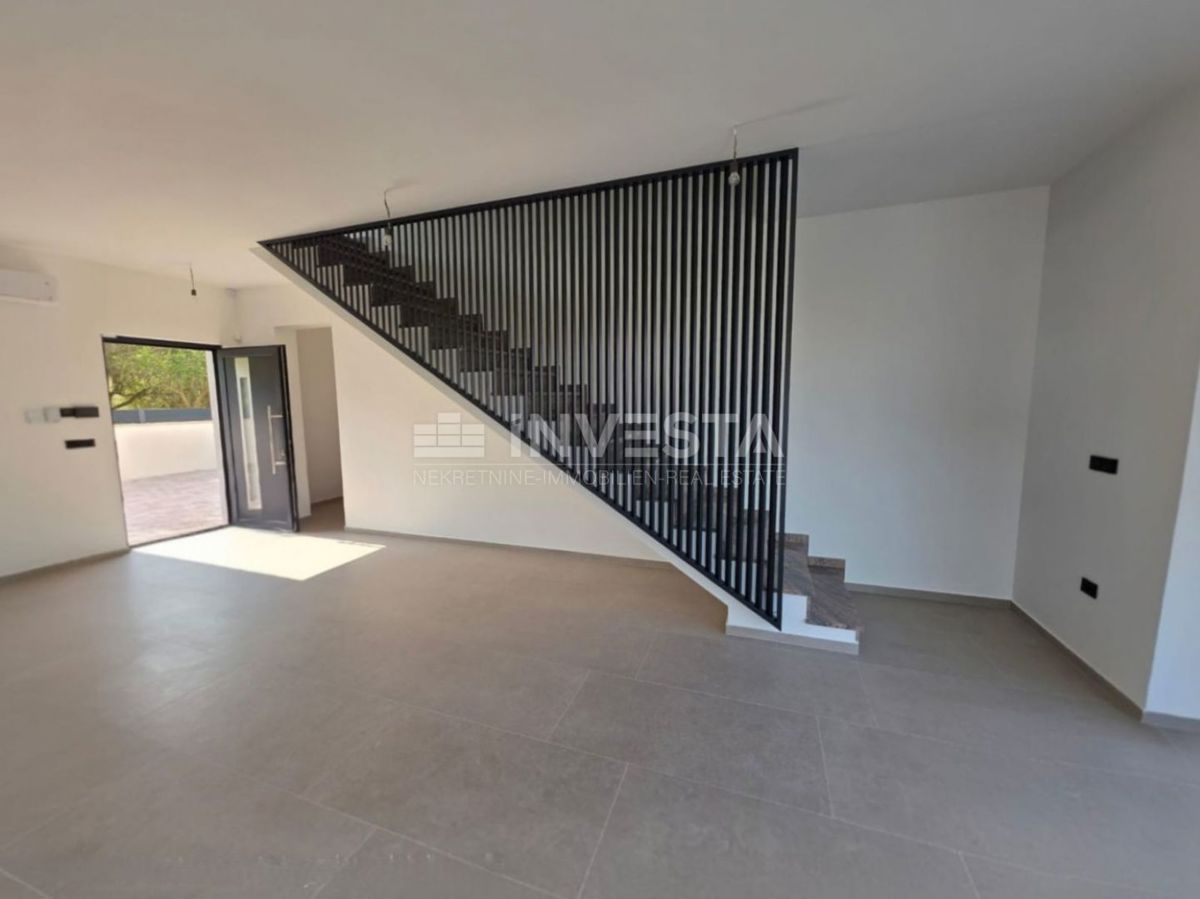 Medulin, Villa di lusso, a 1 km dal mare – piscina, tre camere da letto e attrezzature di alta qualità