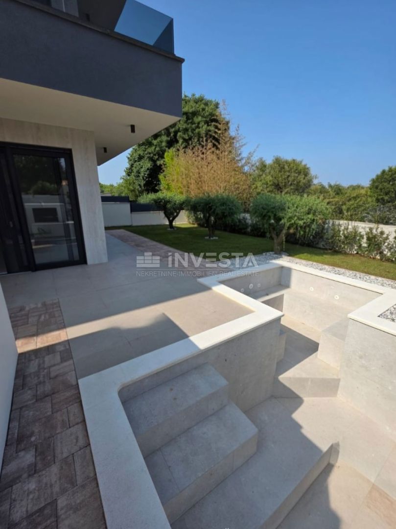 Medulin, Villa di lusso, a 1 km dal mare – piscina, tre camere da letto e attrezzature di alta qualità