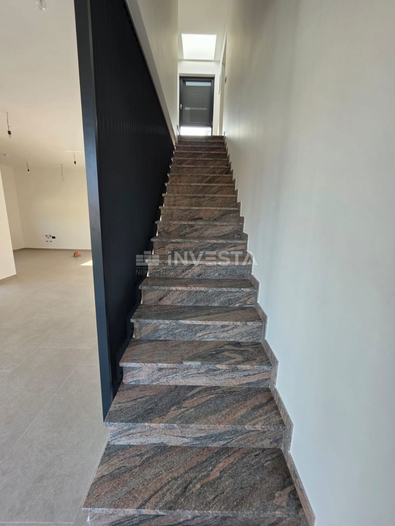 Medulin, Villa di lusso, a 1 km dal mare – piscina, tre camere da letto e attrezzature di alta qualità