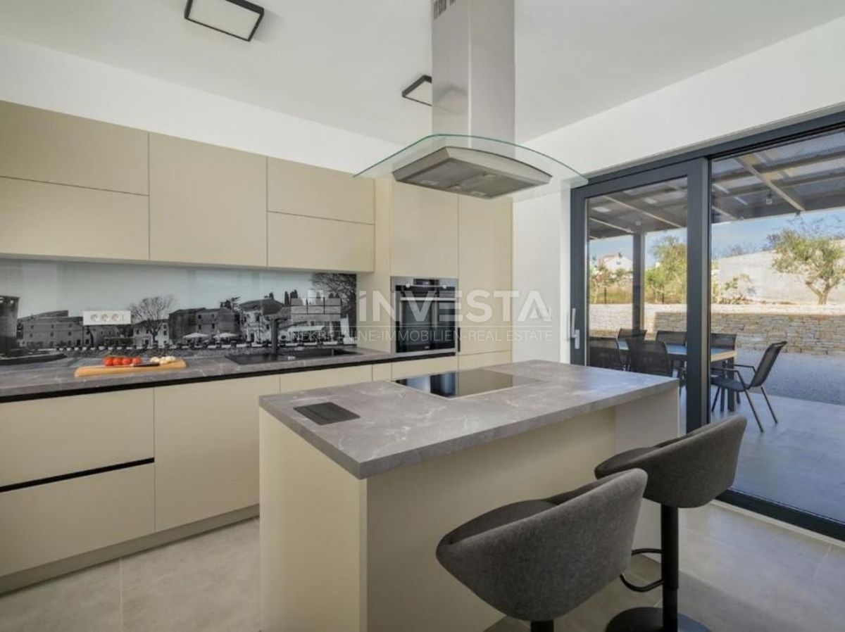 Svetvinčent, bellissima villa con piscina, AFFARE! PREZZO RIBASSATO!