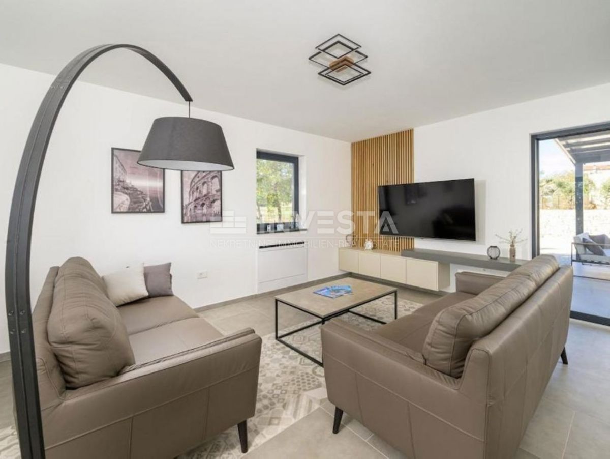 Svetvinčent, bellissima villa con piscina, AFFARE! PREZZO RIBASSATO!