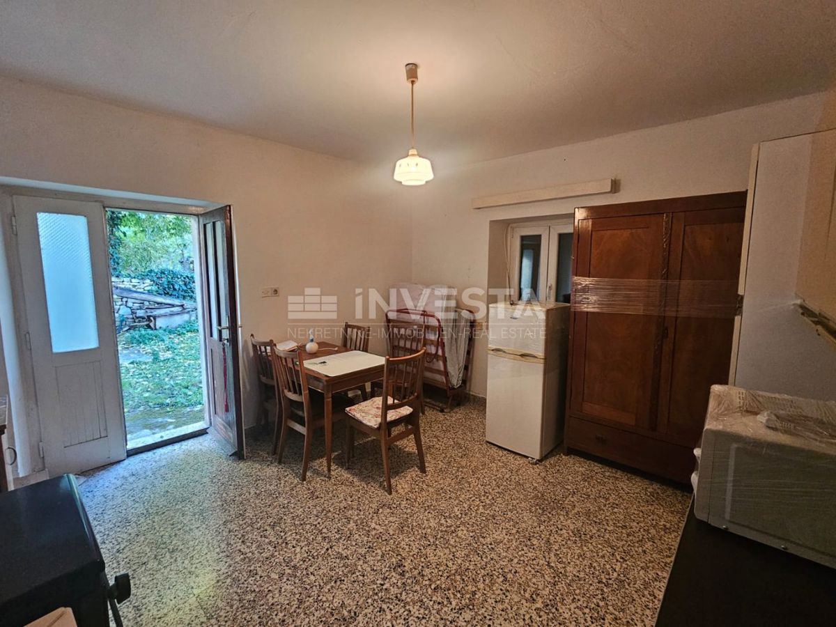 Sissano, autentica casa in pietra istriana da ristrutturare