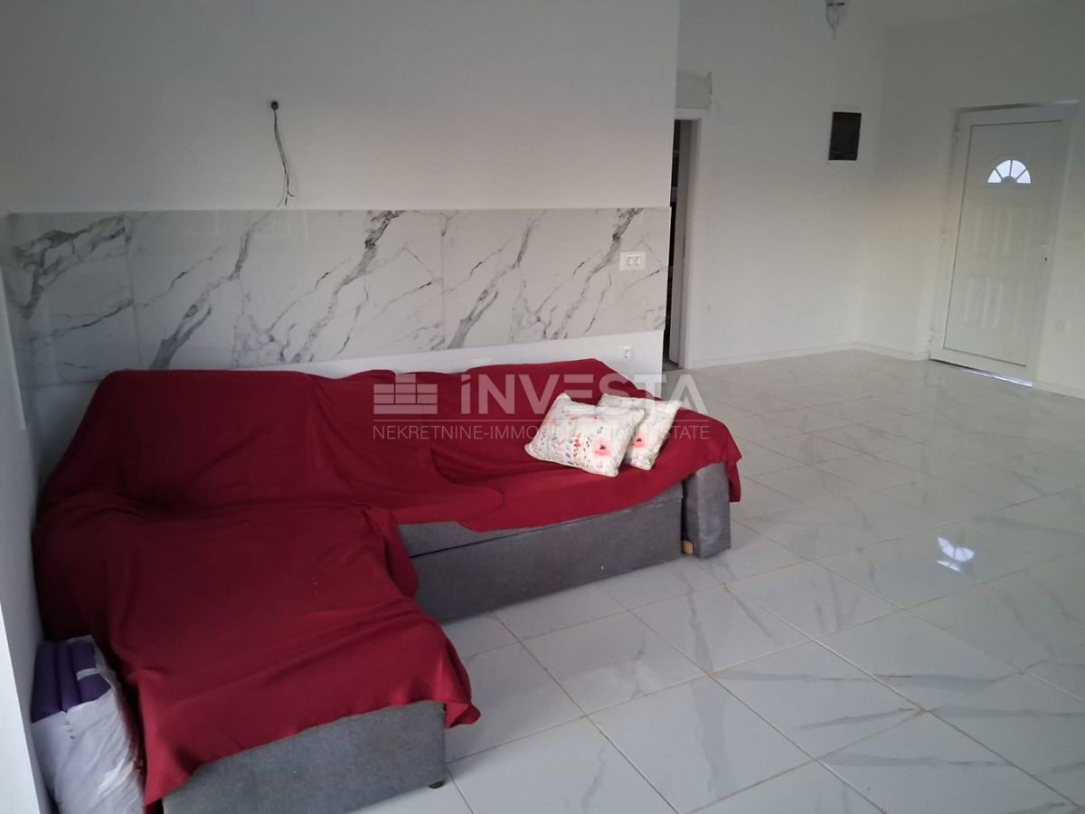 Zona di Dignano, casa ad un piano con piscina