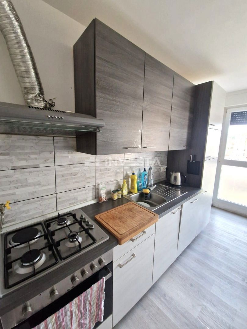 Pola, Šijana, appartamento, 2 camere, ristrutturato, 7° piano, ascensore