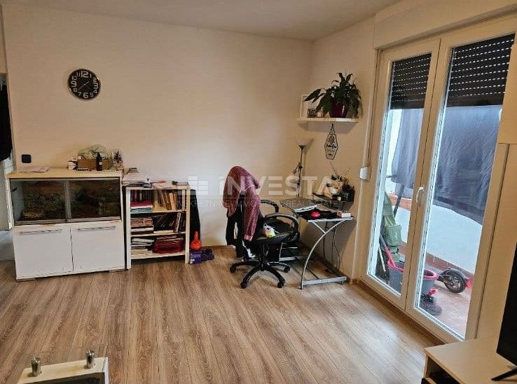 Pola, Šijana, appartamento, 2 camere, ristrutturato, 7° piano, ascensore