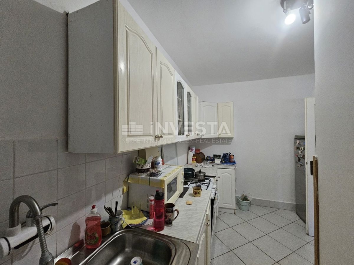 Croazia, Istria, centro di Pola - appartamento soleggiato 58m² con ampia loggia