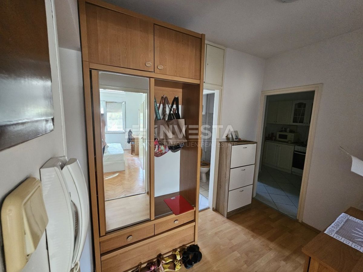 Croazia, Istria, centro di Pola - appartamento soleggiato 58m² con ampia loggia