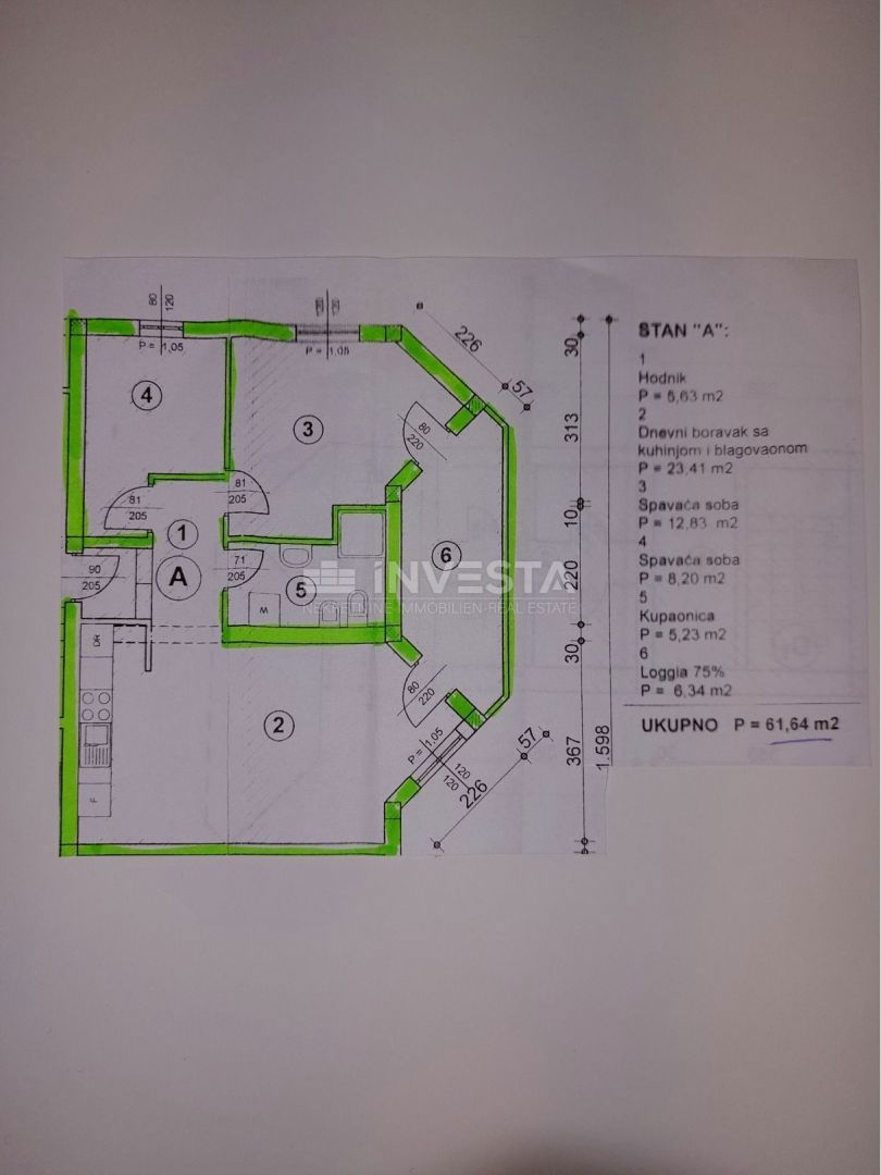 Parenzo, appartamento bilocale al piano terra, 61+28 m2, ottima posizione, OCCASIONE!