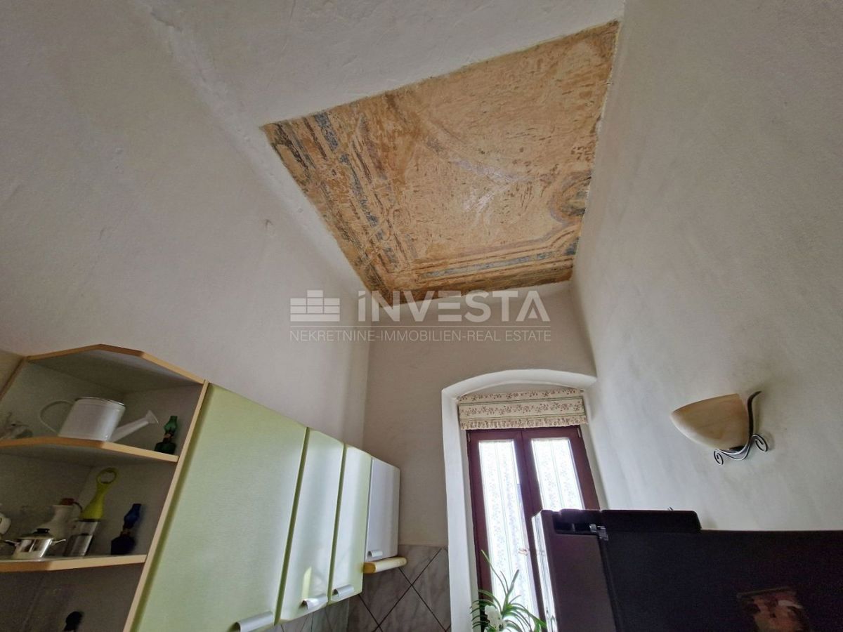 Pola centro, appartamento 70 m2 con cortile in comune